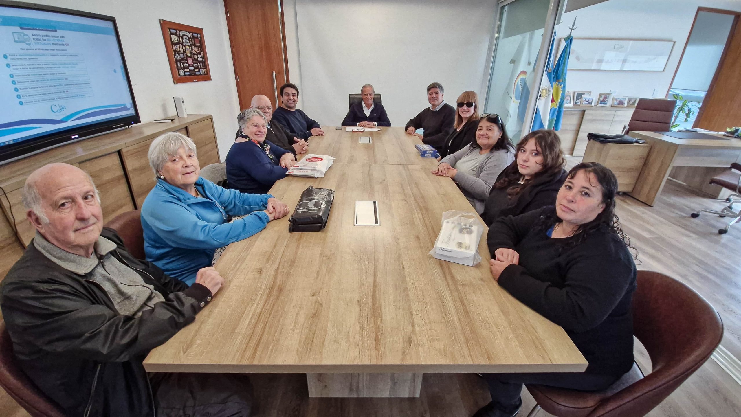 Representantes del Distrito Alfajorero se reunieron con el Intendente De Jesús
