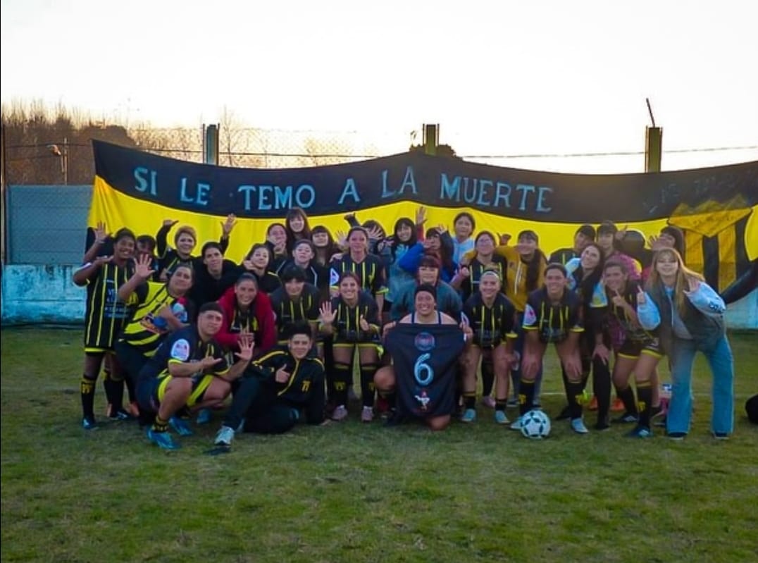 Fútbol Femenino: Las Toninas se consagró campeón tras el partido desempate con Cosme Argerich