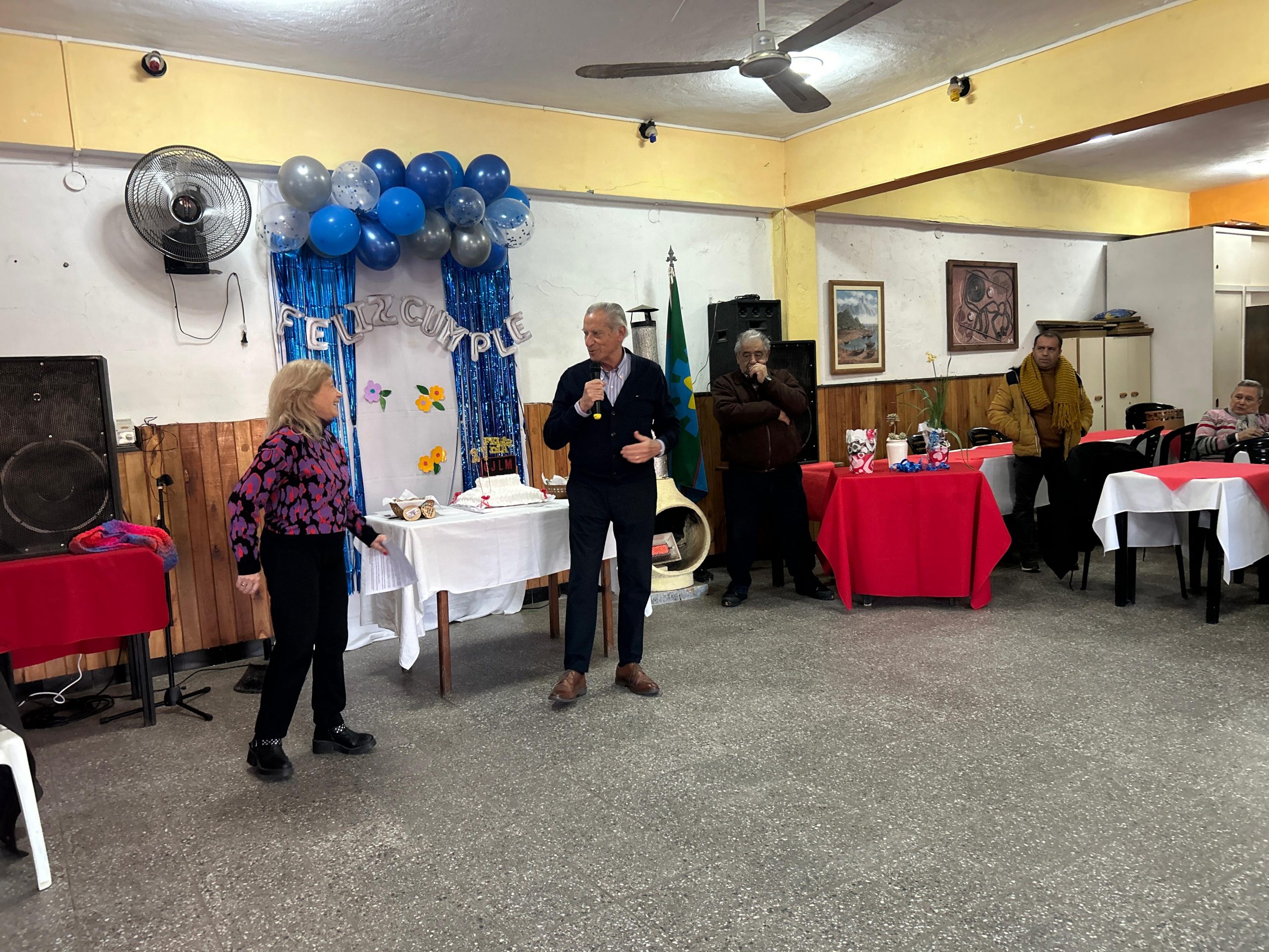 El Centro de Jubilados y Pensionados de Lucila del Mar celebró sus 27 años junto a la comunidad