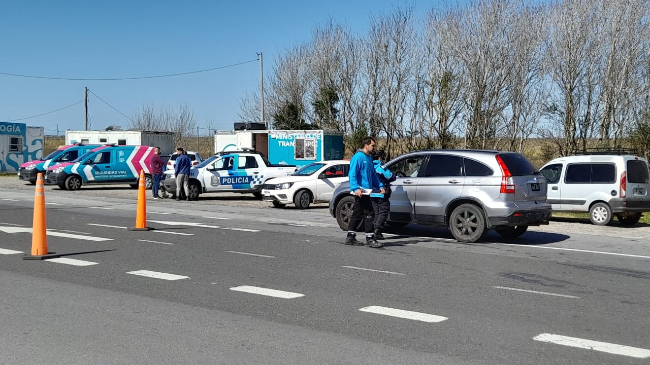 Continúan los operativos preventivos de control vehicular en La Costa