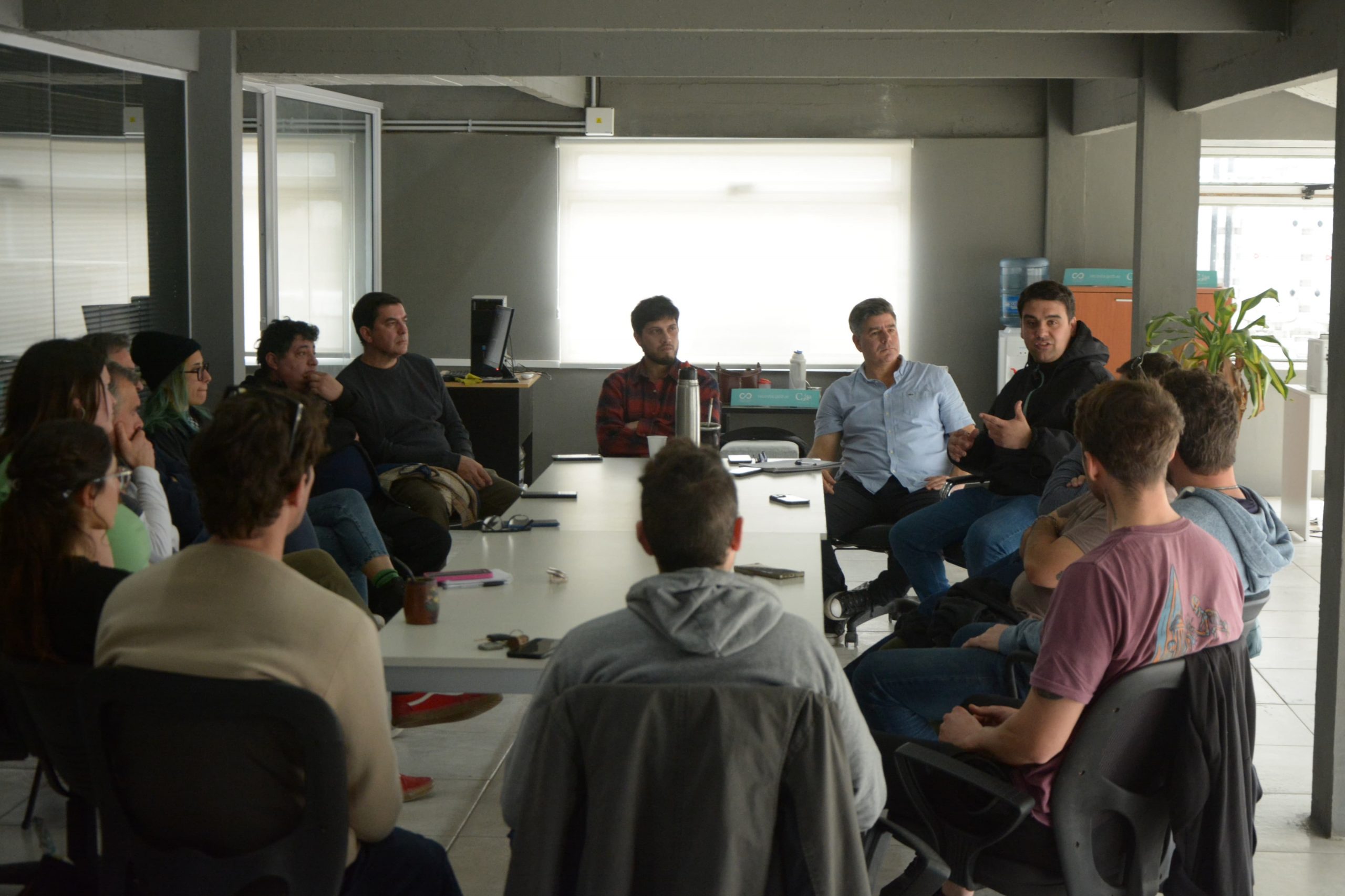 Se llevó adelante la primera reunión de productores de cerveza artesanal, licores y destilados de La Costa