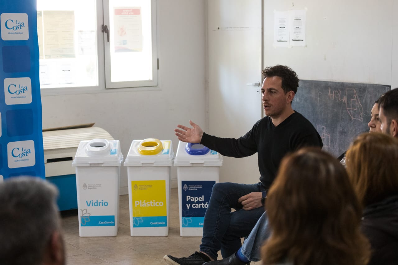 Comunidades Sostenibles: Capacitación con recolección de reciclables en Santa Teresita