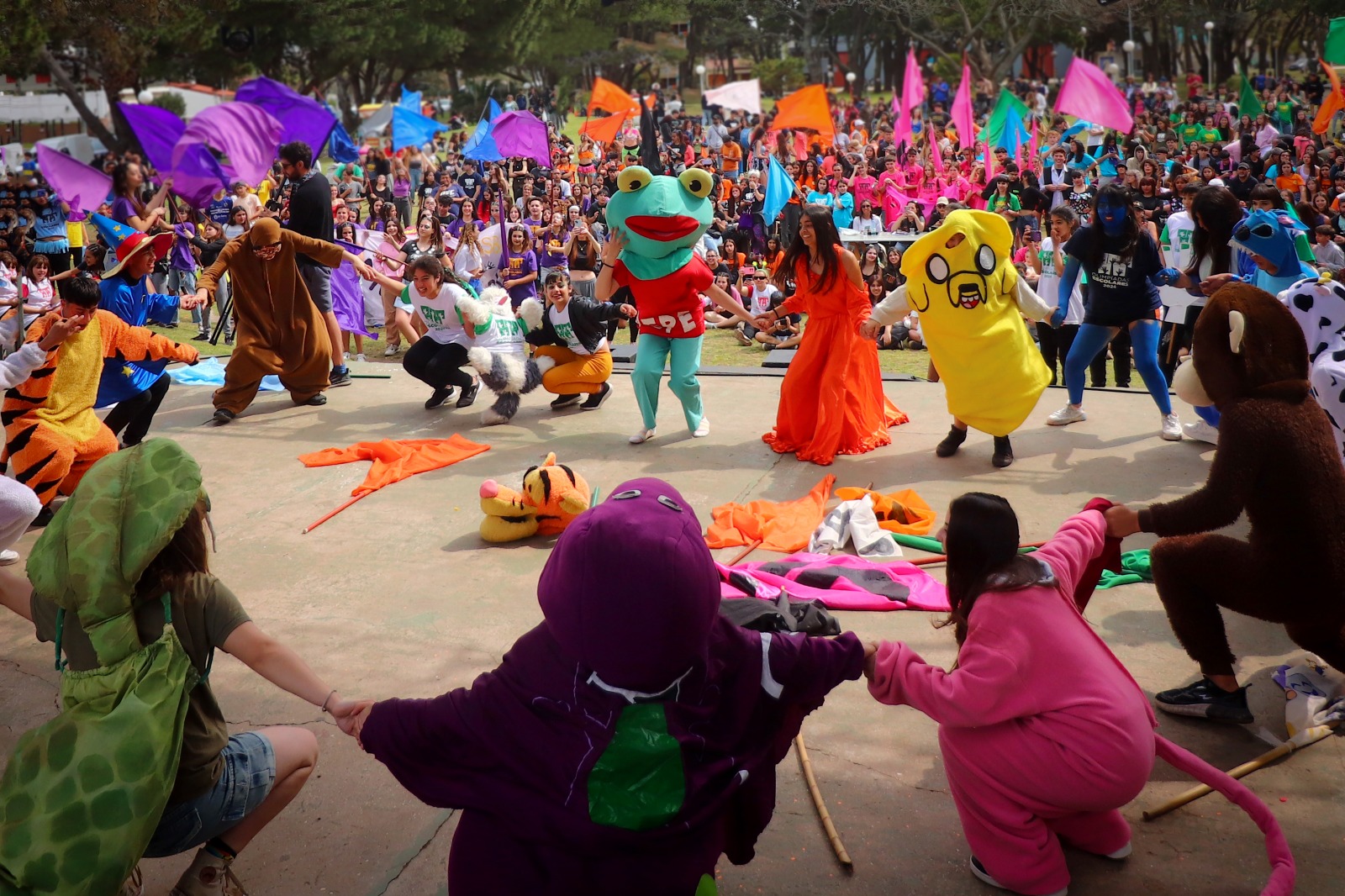 Olimpiadas Escolares: Más de 1000 estudiantes vivieron la competencia de Danzas como una fiesta