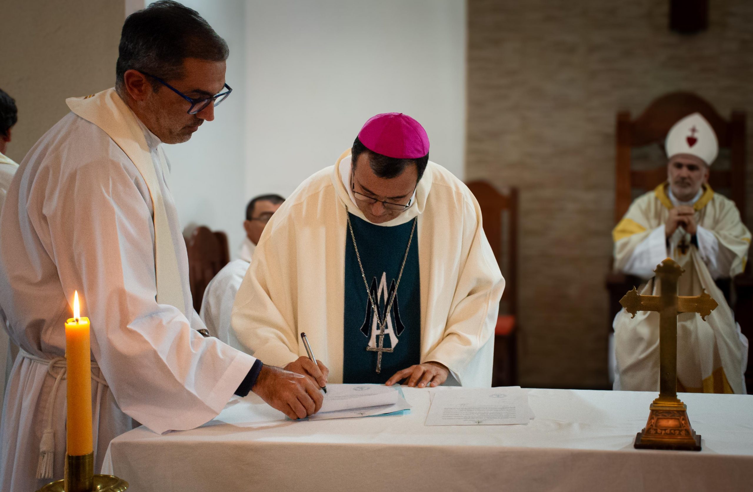 Gabriel Mestre asumió como nuevo párroco de Mar de Ajó