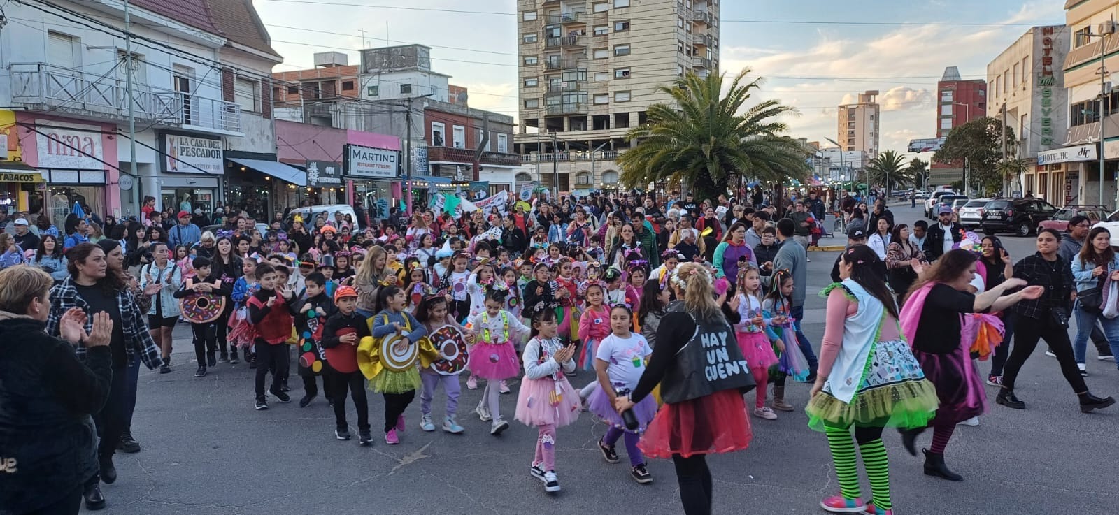 San Clemente del Tuyú: Brillo y creatividad en la 58° edición de la Fiesta Nacional de la Corvina Negra