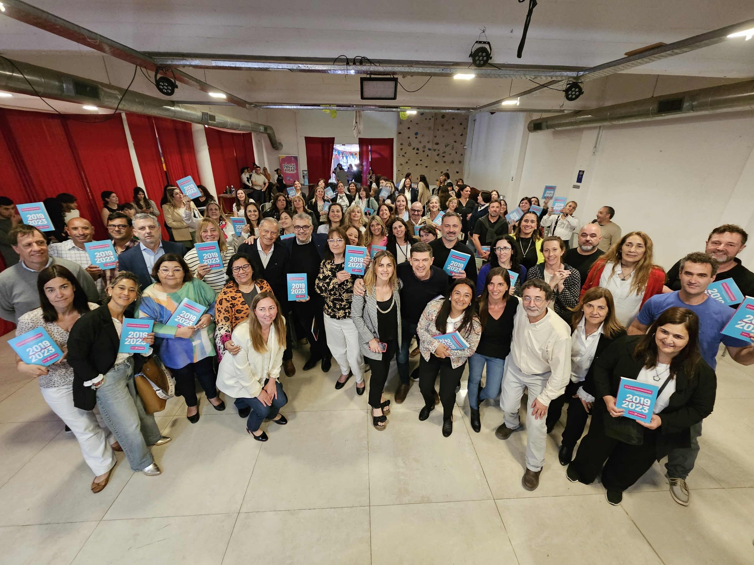 Educación: Autoridades regionales y provinciales se reunieron en una mesa de trabajo en San Bernardo