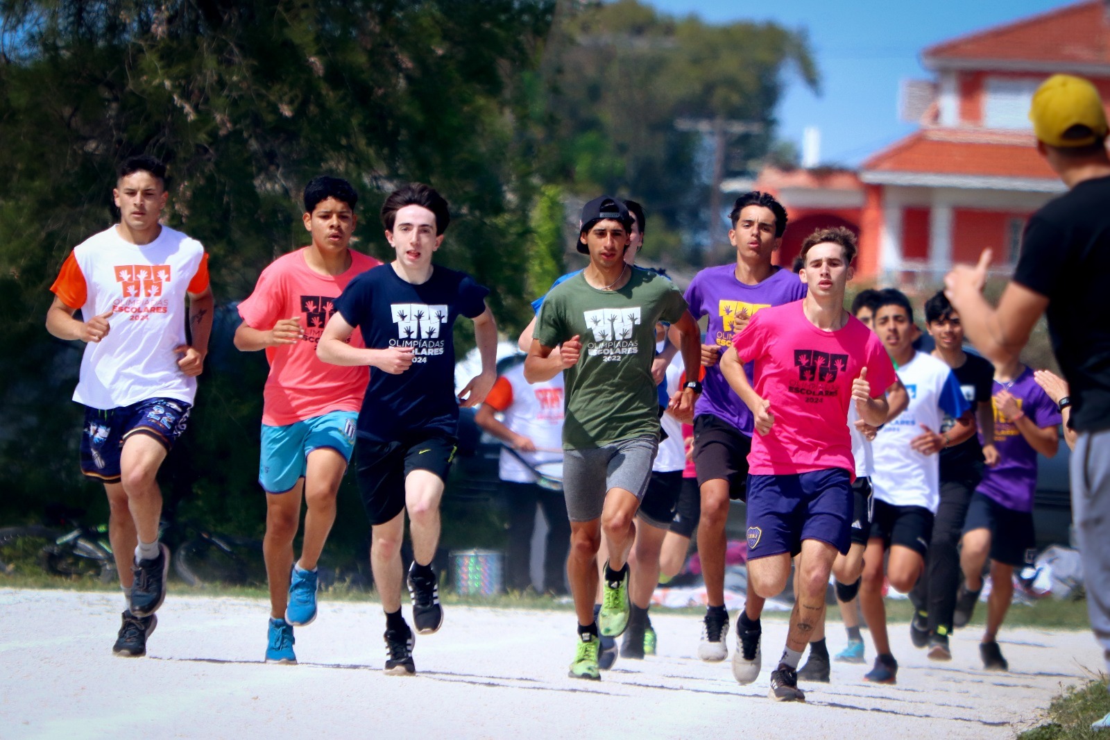 Olimpiadas Escolares: Se realizó la jornada doble de atletismo y recreación