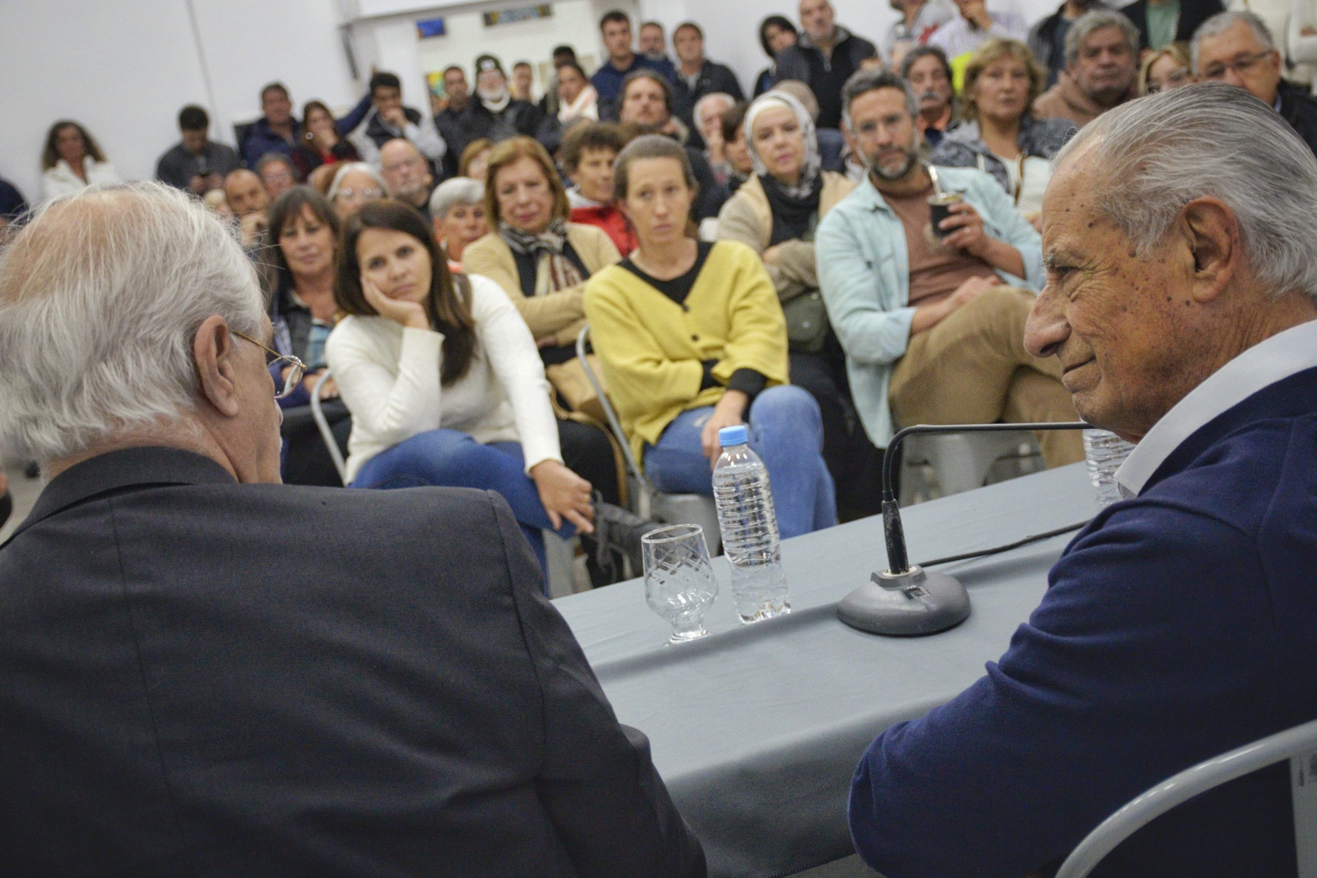 Desafíos a la soberanía: conversatorio con Jorge y Francisco Taiana en La Costa