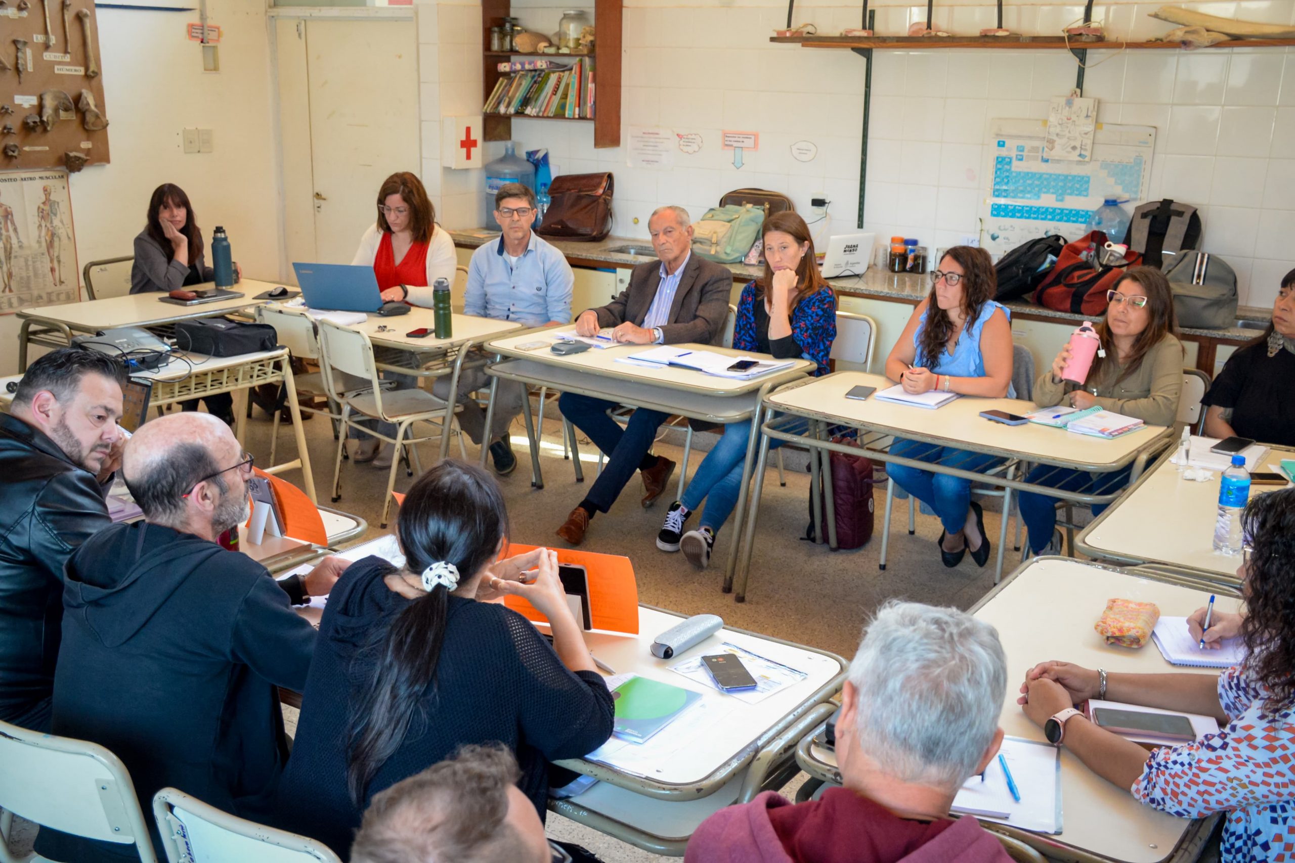 La Unidad Educativa de Gestión Distrital mantuvo una nueva reunión de trabajo