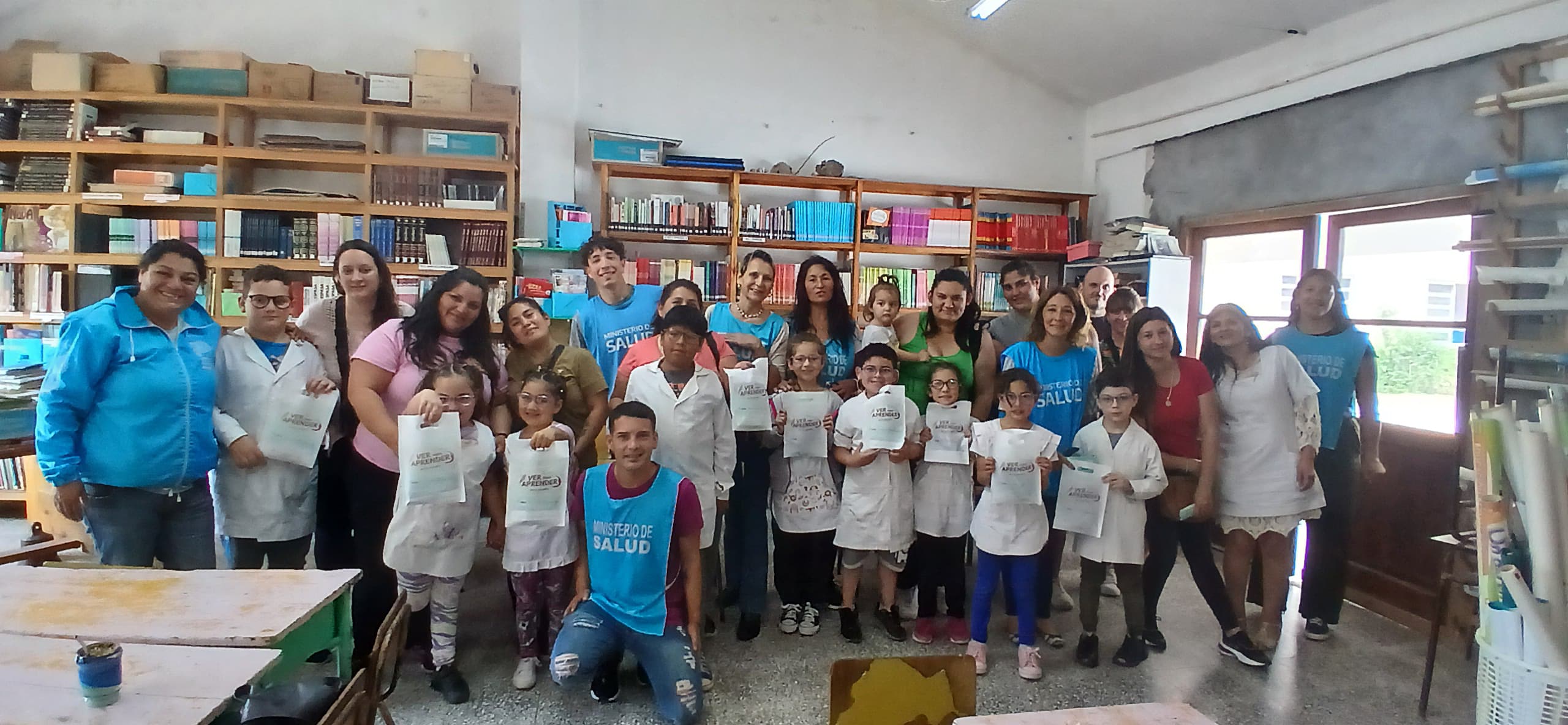 Se entregaron anteojos de “Ver para Aprender” en Escuelas Primarias de La Costa