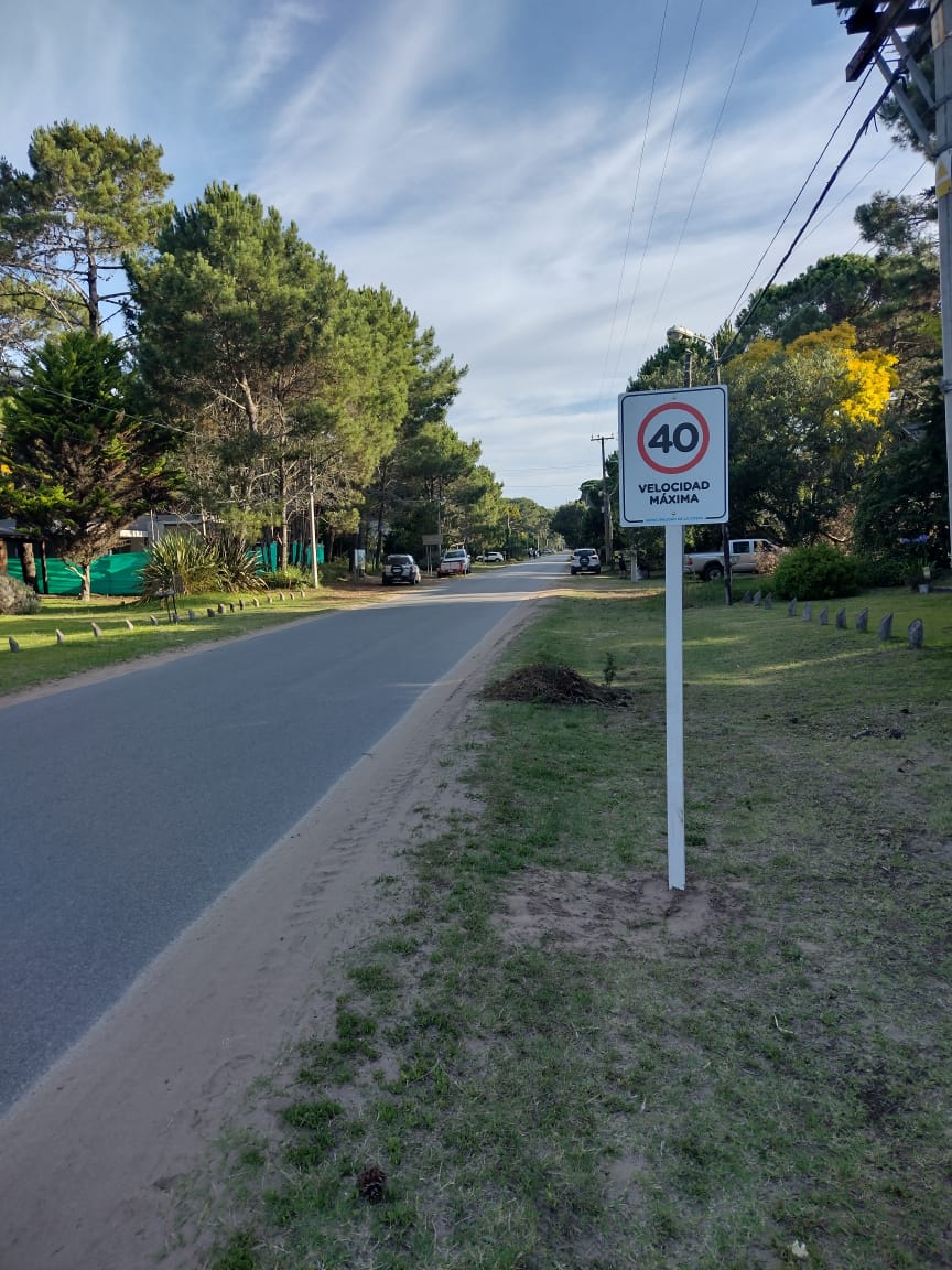 Refuerzan la seguridad vial con nueva señalización en Costa del Este