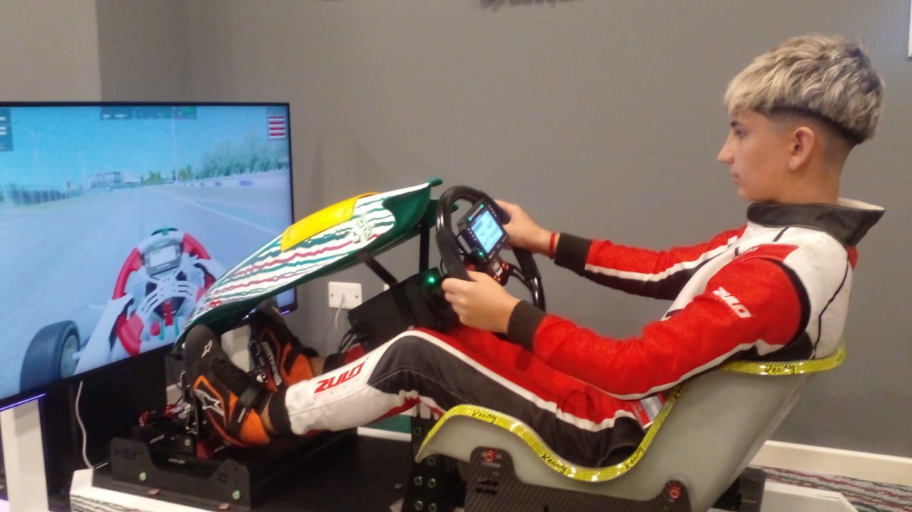 Dino Palmarochi se prepara para el Round 2 de la IAME Series junto al equipo OTK Kart Racing Argentina Dino Palmarochi se prepara para el Round 2 de la IAME Series junto al equipo OTK Kart Racing Argentina