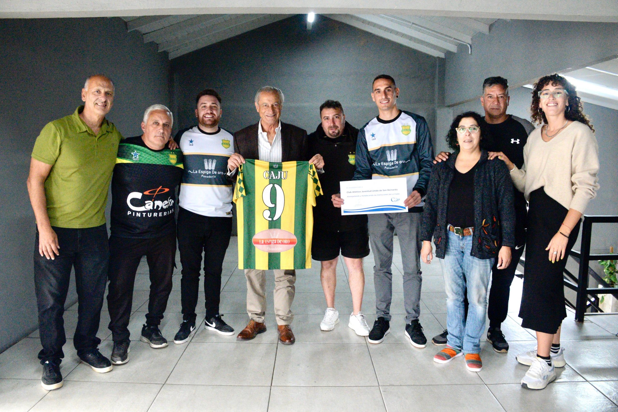 La Municipalidad de La Costa Entregó subsidios a Instituciones Deportivas La Municipalidad de La Costa Entregó subsidios a Instituciones Deportivas