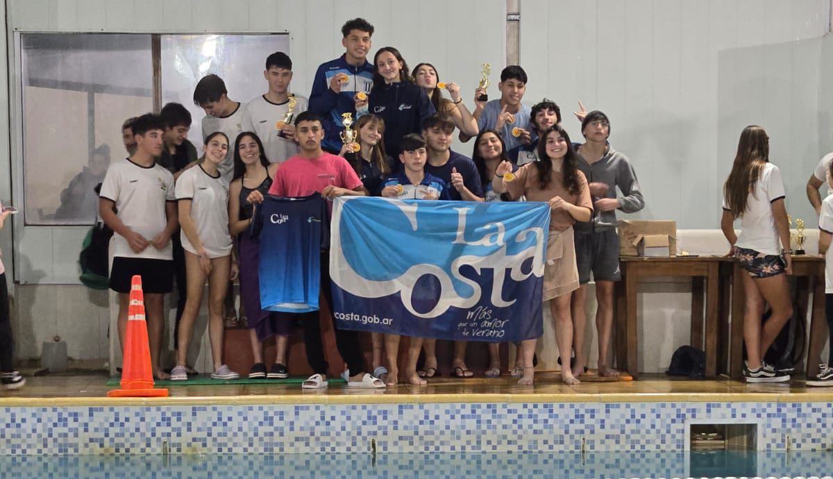 Destacada actuación de los equipos de La Costa en la competencia regional de natación en Villa Gesell