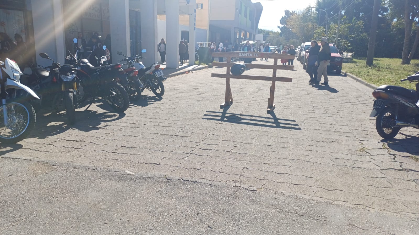 Inspectores de Tránsito realizan charlas preventivas en el ingreso y el egreso escolar