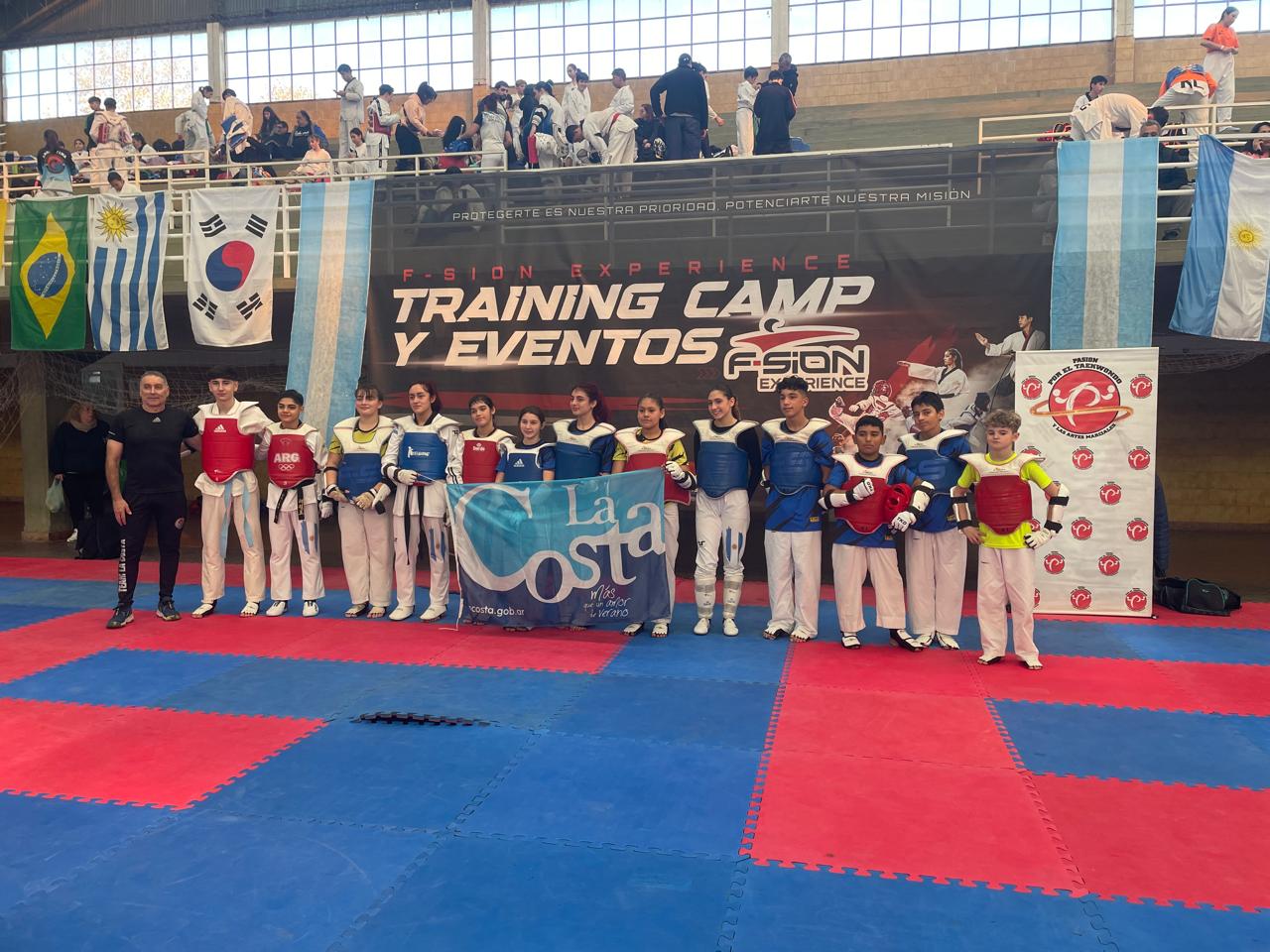 Atletas del Seleccionado Municipal de La Costa participaron del campus internacional denominado Training Camp Fusion en la localidad de Don Bosco