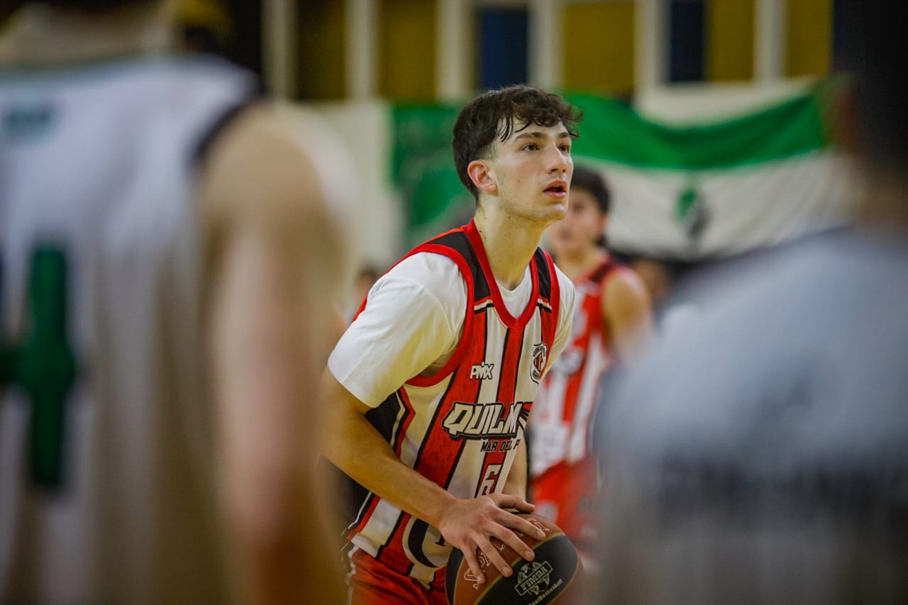 Joaquin Valerga es campeón provincial de básquet