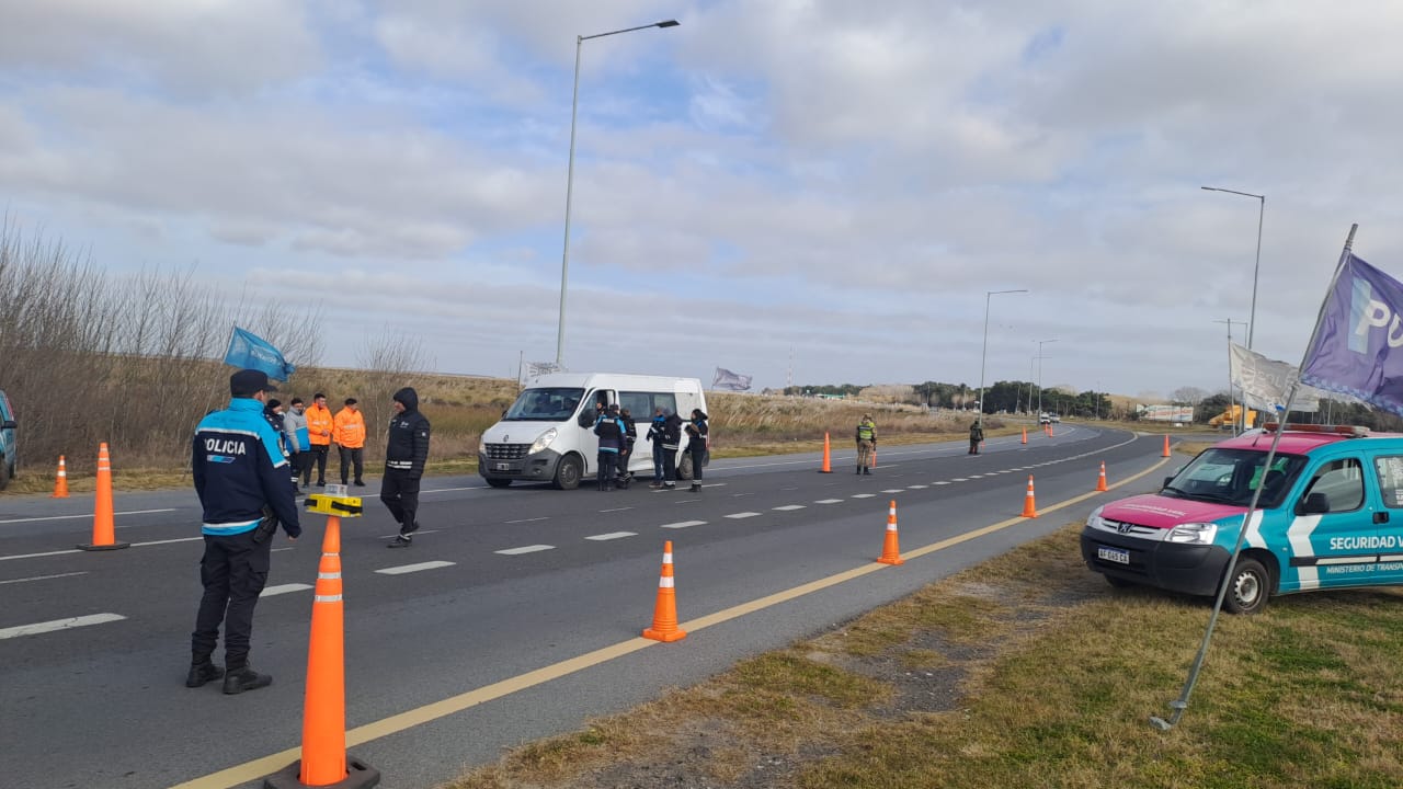 Operativos de Fiscalización del área de Transporte en La Costa durante el fin de semana largo