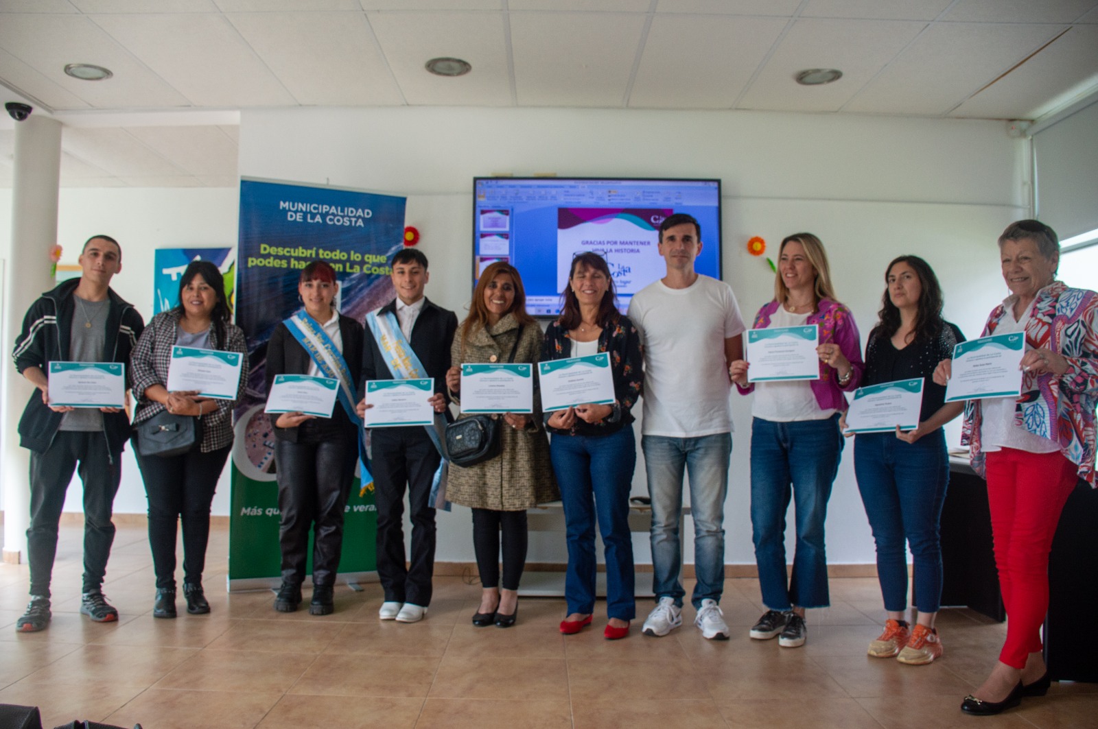 Se realizó en Costa del Este el cierre anual del programa “Viva la Historia”