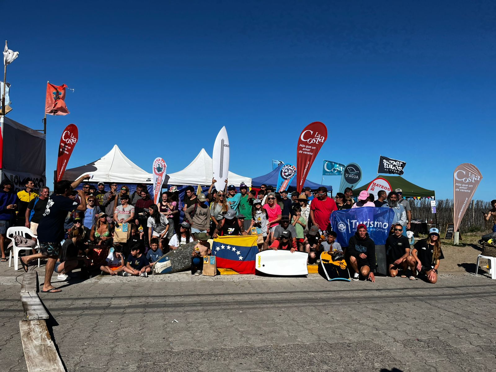 Surfing Santa vivió una gran tercera fecha del circuito regional en Santa Teresita