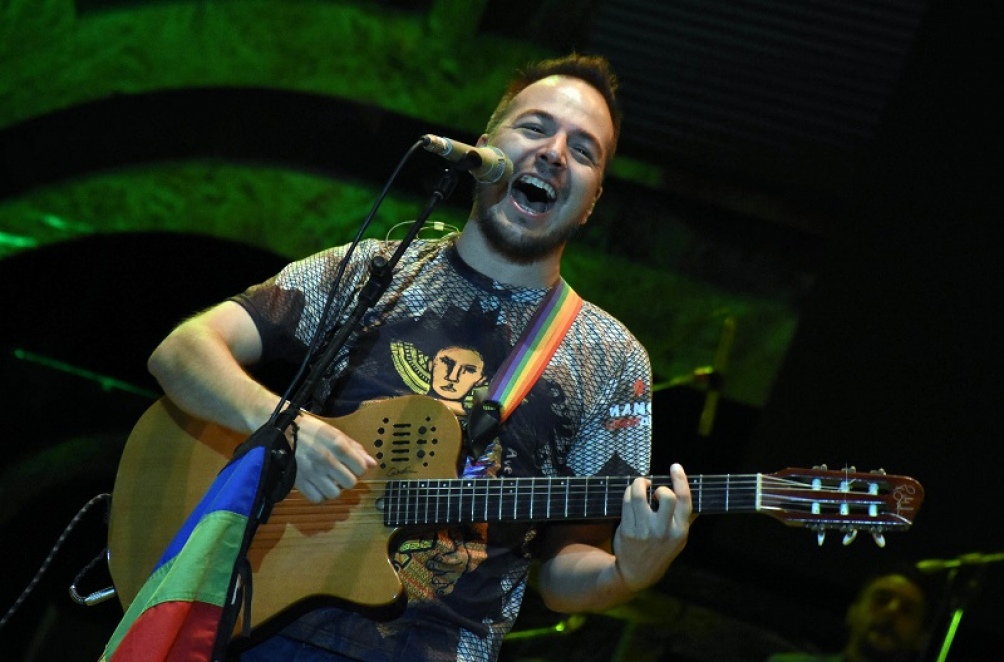 Comienza el Pre Cosquín en Santa Teresita: tres días de canto, danza y el show de Bruno Arias