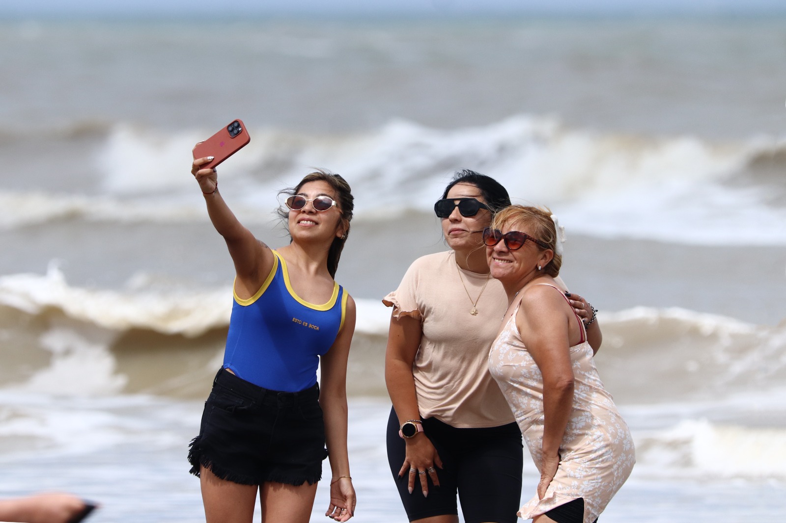 El significado de cada bandera en el mar y los cuidados a tener en cuenta