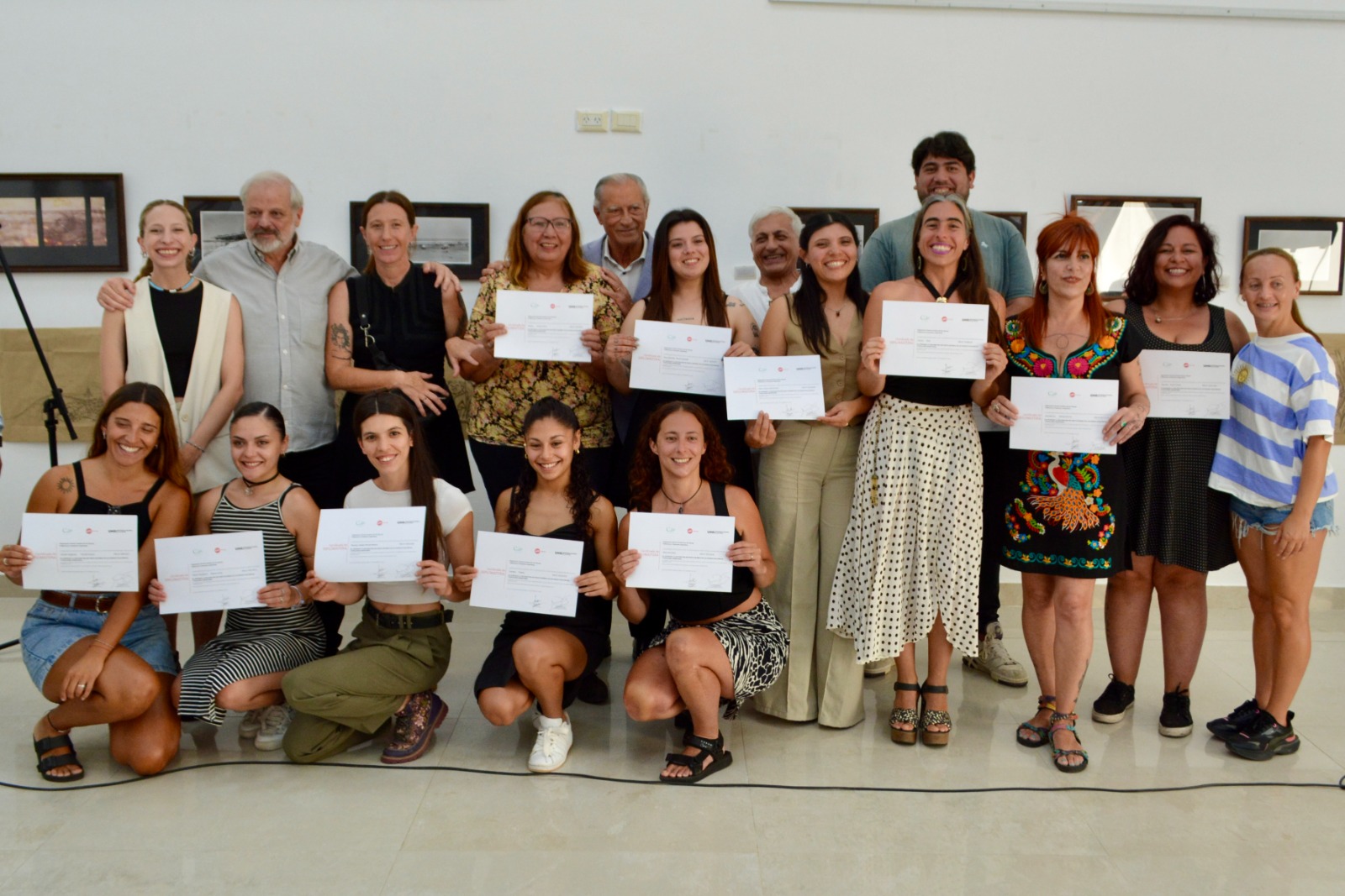 Se entregaron los diplomas a la primera camada de egresados de la UNA en La Costa
