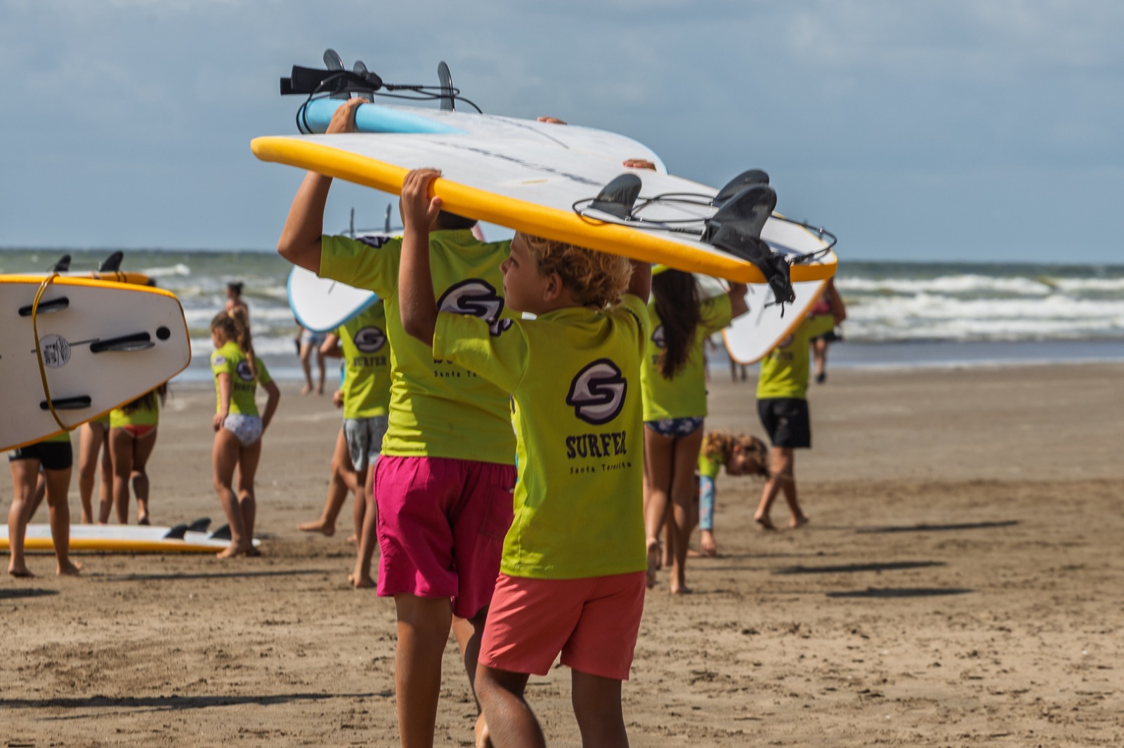 Se llevó a cabo un encuentro de las escuelas municipales surf y bodyboard en Santa Teresita Se llevó a cabo un encuentro de las escuelas municipales surf y bodyboard en Santa Teresita
