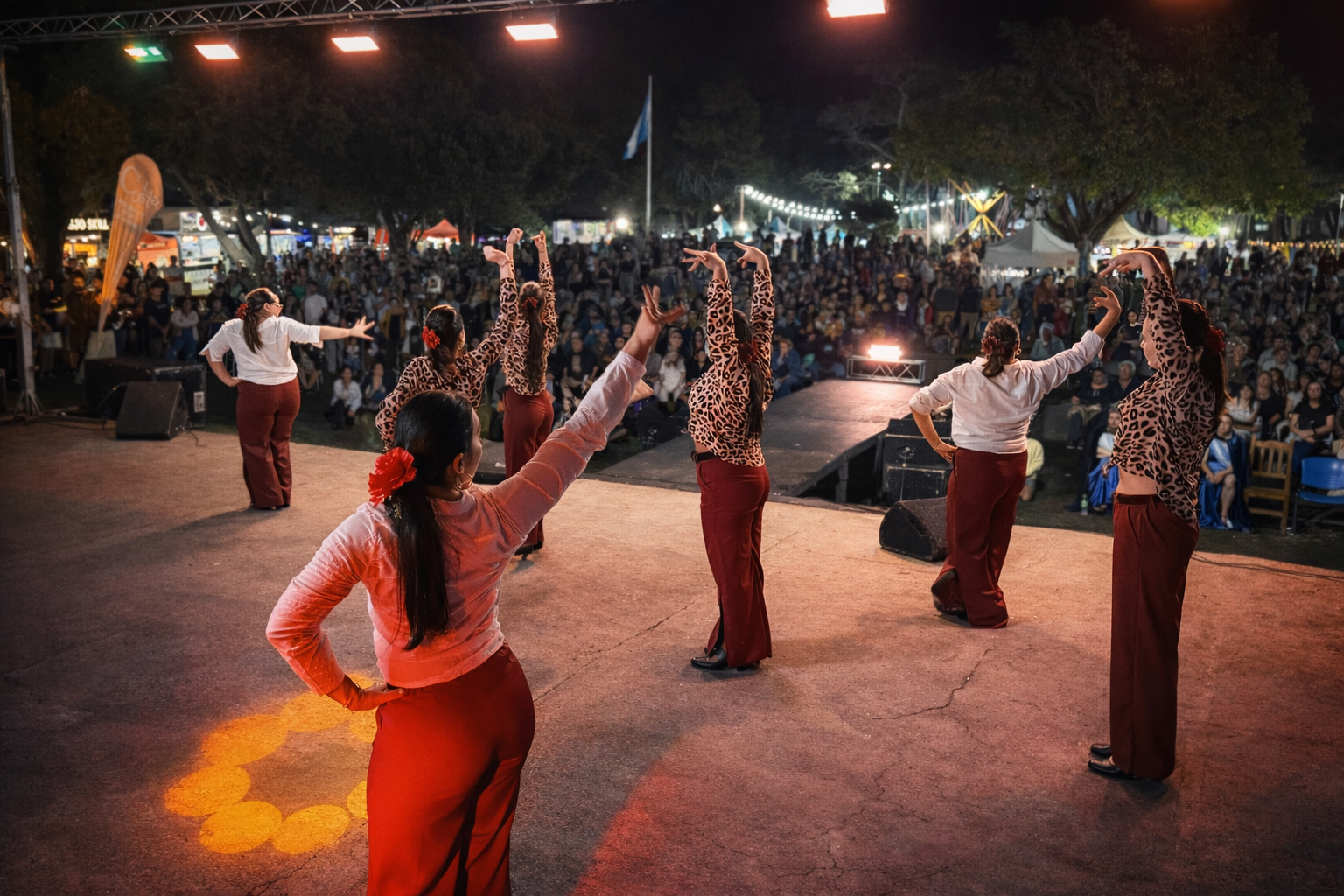 Santa Teresita celebró sus 80 años con una gran fiesta popular Santa Teresita celebró sus 80 años con una gran fiesta popular
