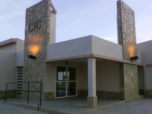 La Costa puso en marcha un ciclo para fortalecer la atención centrada en las personas